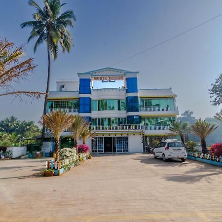 White House Beach Resort, Nagaon Extérieur photo