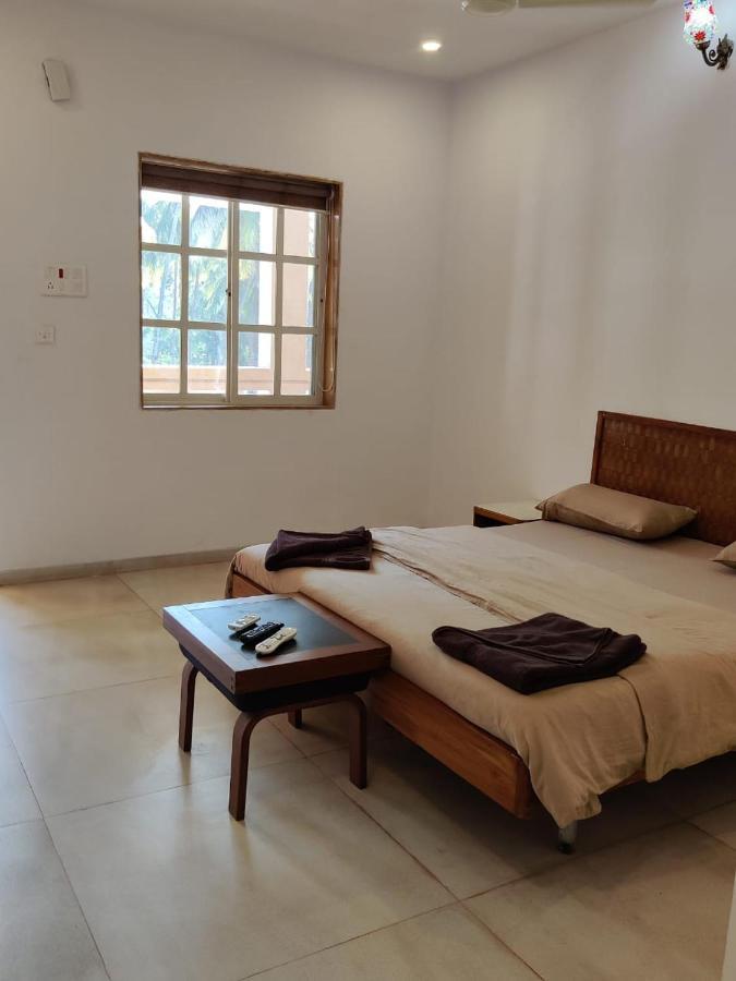 White House Beach Resort, Nagaon Extérieur photo
