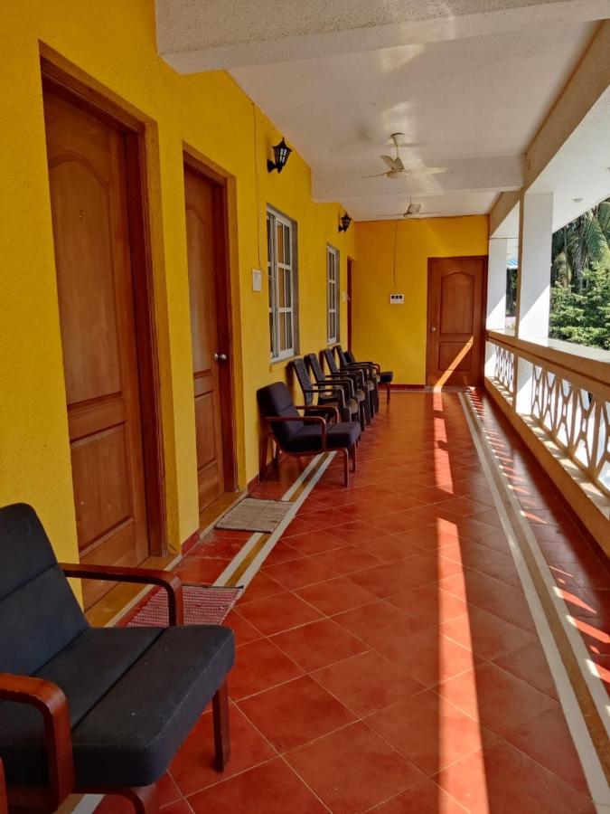 White House Beach Resort, Nagaon Extérieur photo